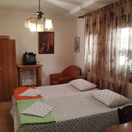 Apartment By The Lake In The City Center